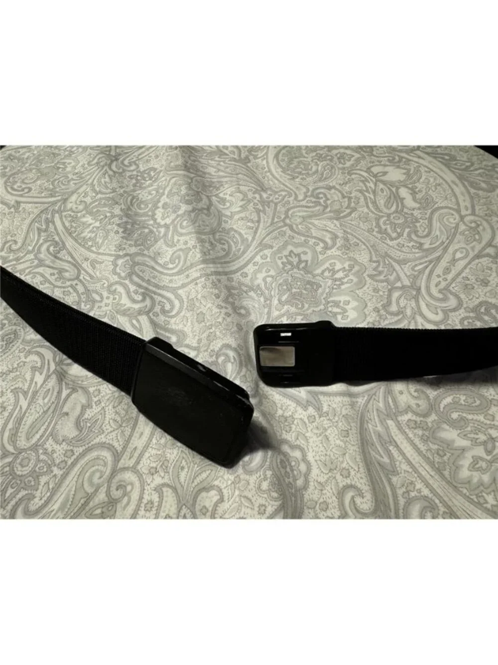 Belt Low Profile Magnetic Stretch Belt for Men | Slim